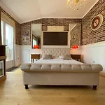 Bed & Breakfast Le Domaine De Canesse