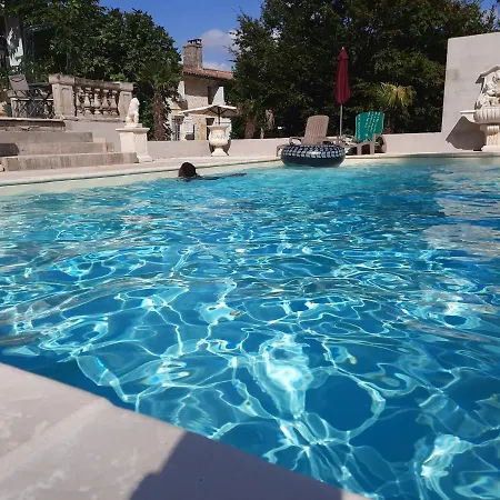 Le Domaine De Canesse Bed & Breakfast