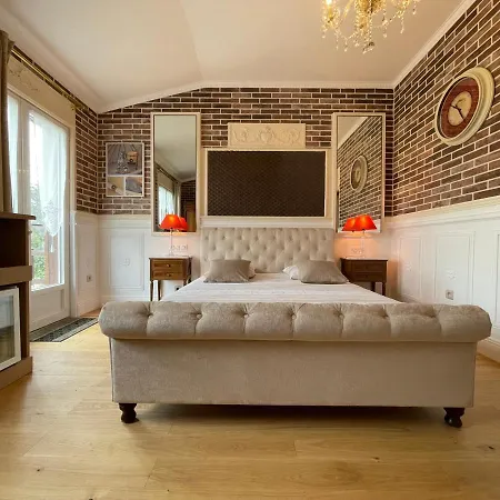 Bed & Breakfast Le Domaine De Canesse