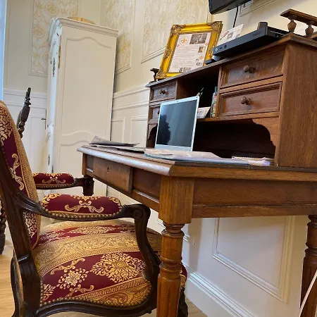 Le Domaine De Canesse Bed & Breakfast Saint-Ciers-de-Canesse