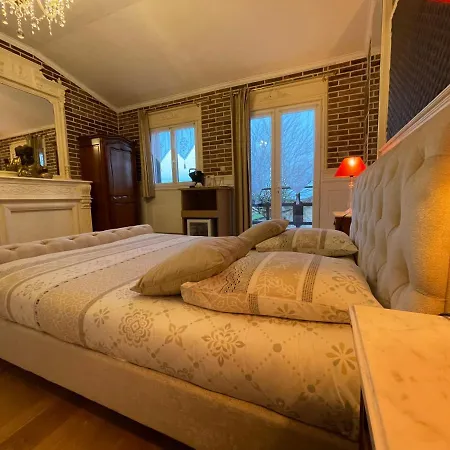 Bed & Breakfast Le Domaine De Canesse Saint-Ciers-de-Canesse