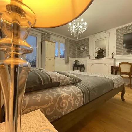 Couette-café Le Domaine De Canesse 4*