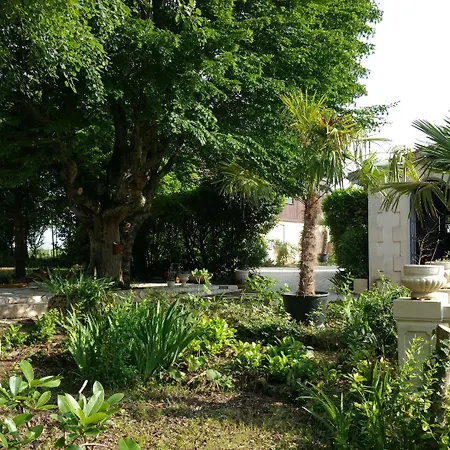 Le Domaine De Canesse