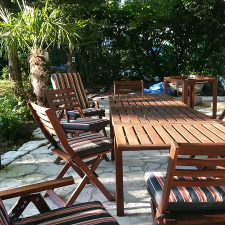 Le Domaine De Canesse 4*