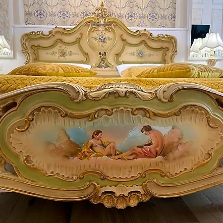 Couette-café Le Domaine De Canesse 4*