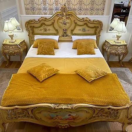 Couette-café Le Domaine De Canesse 4*