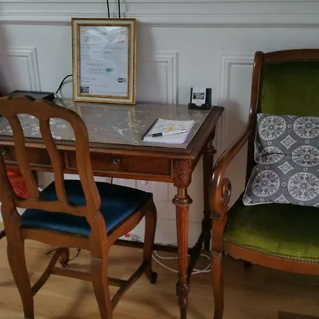 לינה וארוחת בוקר Le Domaine De Canesse