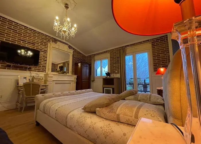 Bed & Breakfast Le Domaine De Canesse Saint-Ciers-de-Canesse